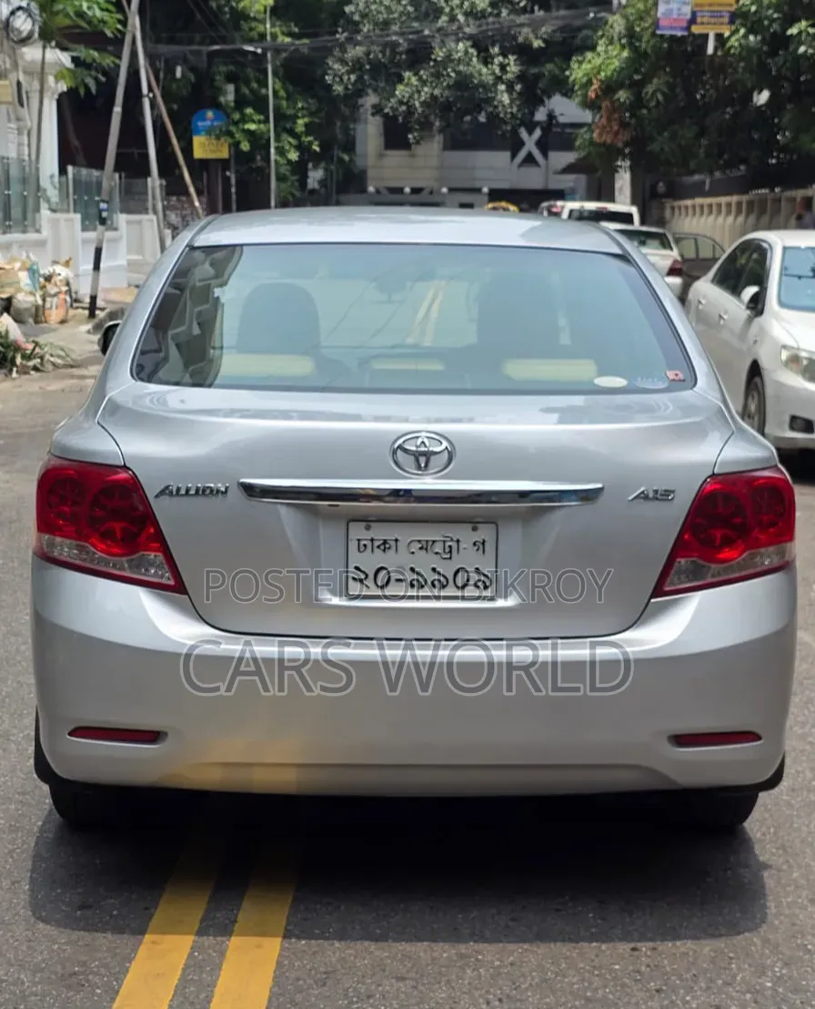 Toyota Allion 2012 Silver
