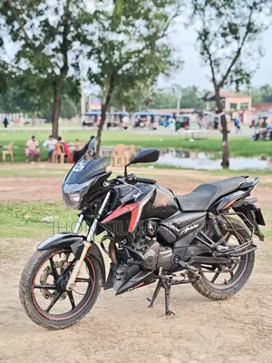 TVS Apache RTR 160 2V 2018 Black