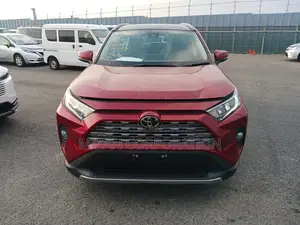 Toyota RAV4 অ্যাডভেঞ্চার ২০২১ লাল