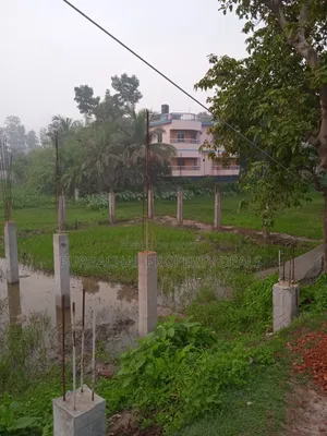 পূর্বাচলে ডেমরা–কালিগঞ্জ মেইন রোড সংলগ্ন ৫ শতাংশ জমি বিক্রয় হবে