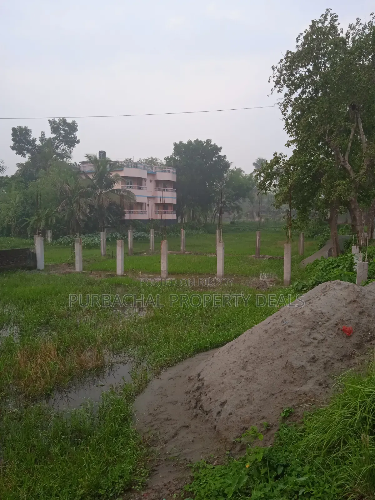 পূর্বাচলে ডেমরা–কালিগঞ্জ মেইন রোড সংলগ্ন ৫ শতাংশ জমি বিক্রয় হবে