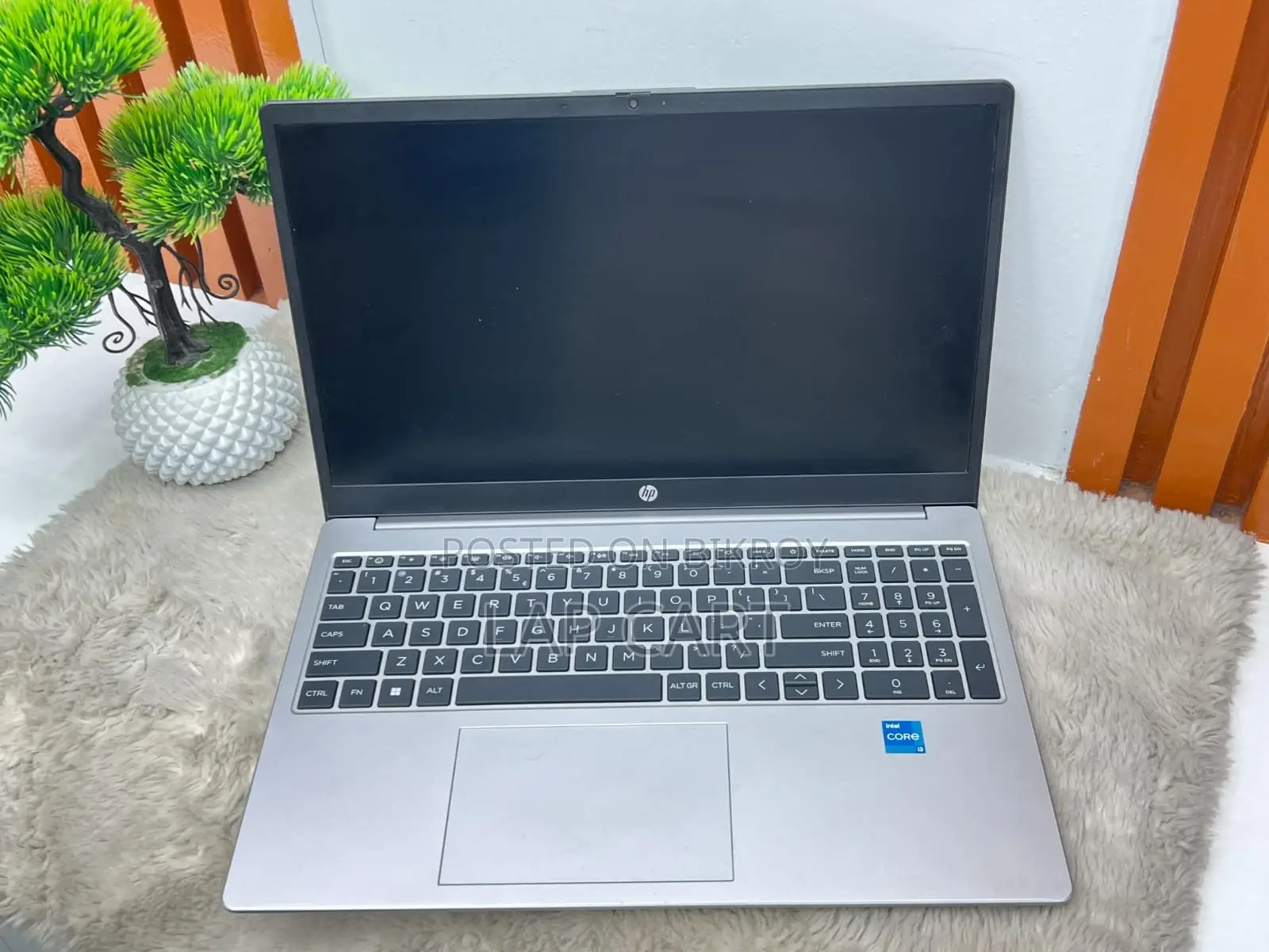 নতুন ল্যাপটপ HP 250 G10 8GB Intel Core I5 SSD 256GB