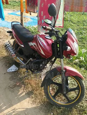 TVS Metro Plus 2018 Red
