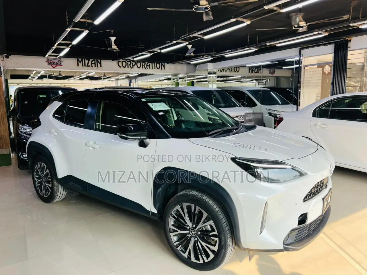 Toyota Yaris Cross 1.5 Hybrid AWD 2021 Pearl