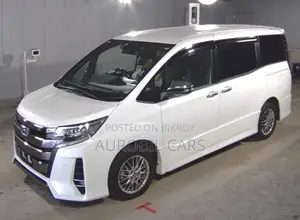 Toyota Noah 2021 Pearl