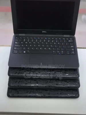 Laptop Dell Latitude ST 4GB Intel Celeron SSD 128GB