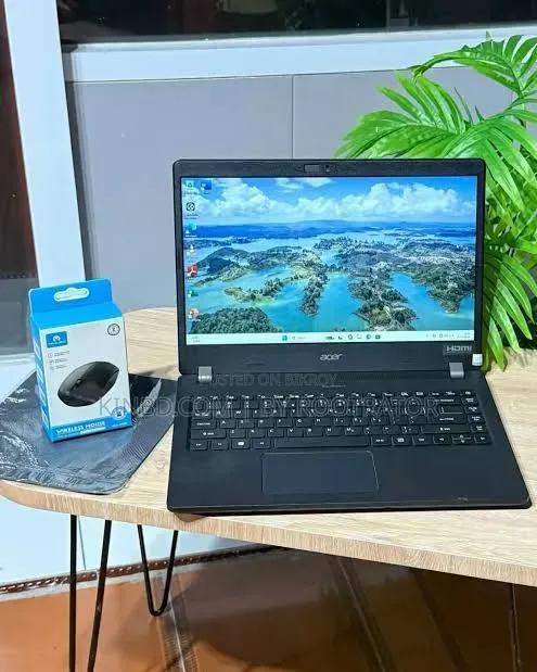 Laptop Acer TravelMate P243 8GB Intel Core I5 SSD 256GB