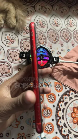Apple iPhone XR 64 GB Red