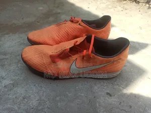 Nike Phantom Turf Shoe