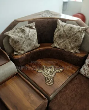 Exquisite and Luxurious L-Shape Corner Sofa Set (Fresh Condition)