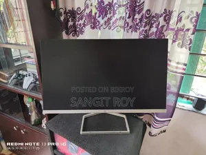 HP Monitor for Sale: Display Issue, Overall Good Condition