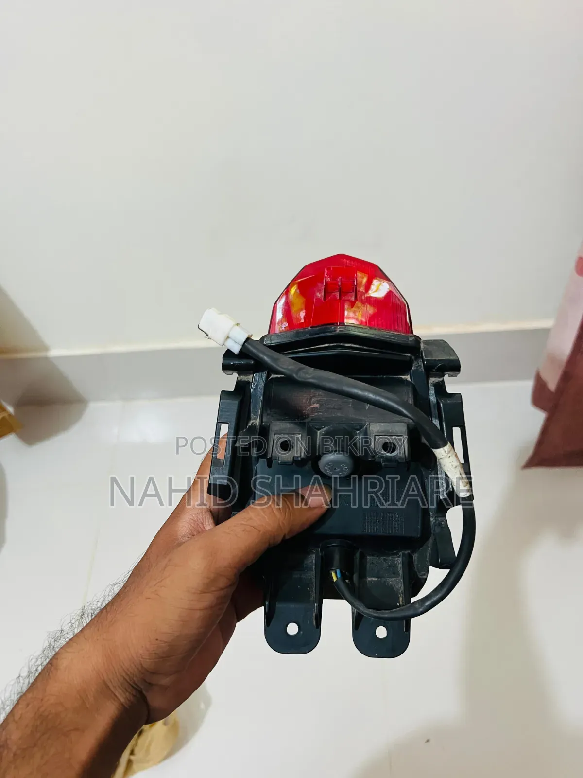 R15 V3 Back Light