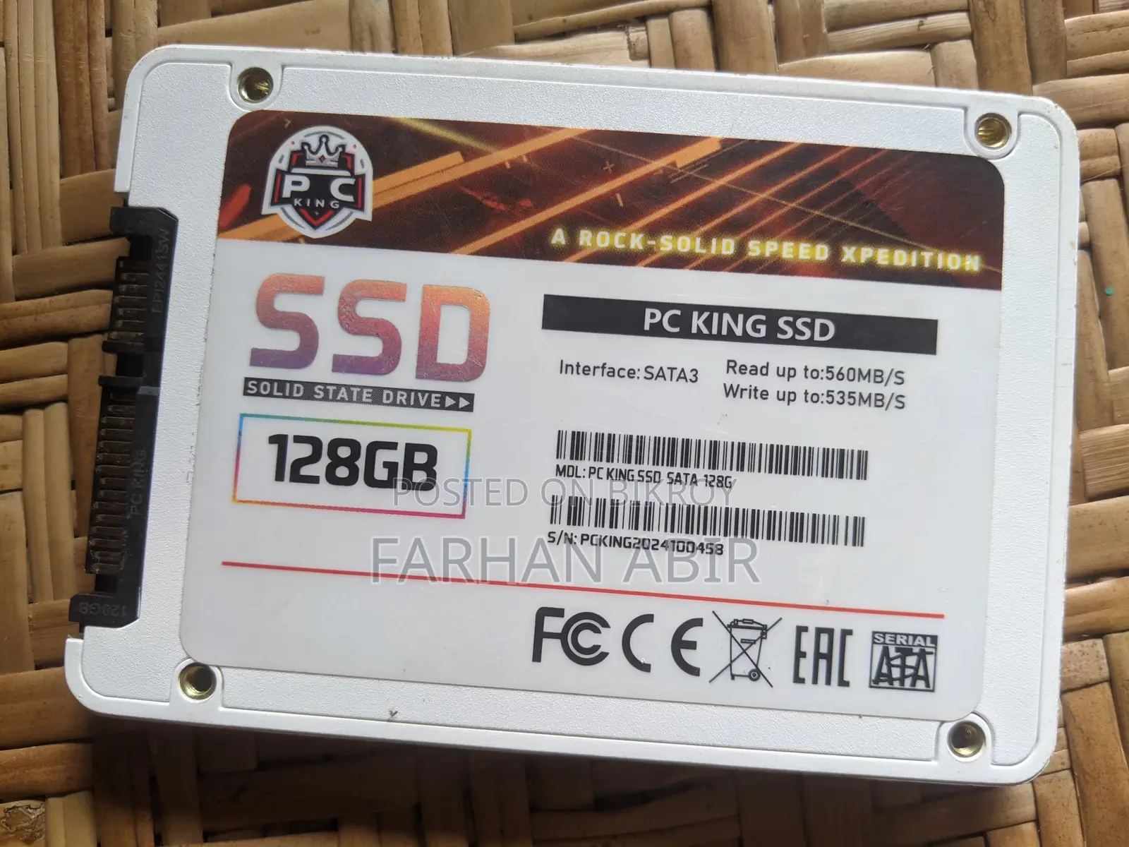 128GB SSD (4+1+1)GB RAM