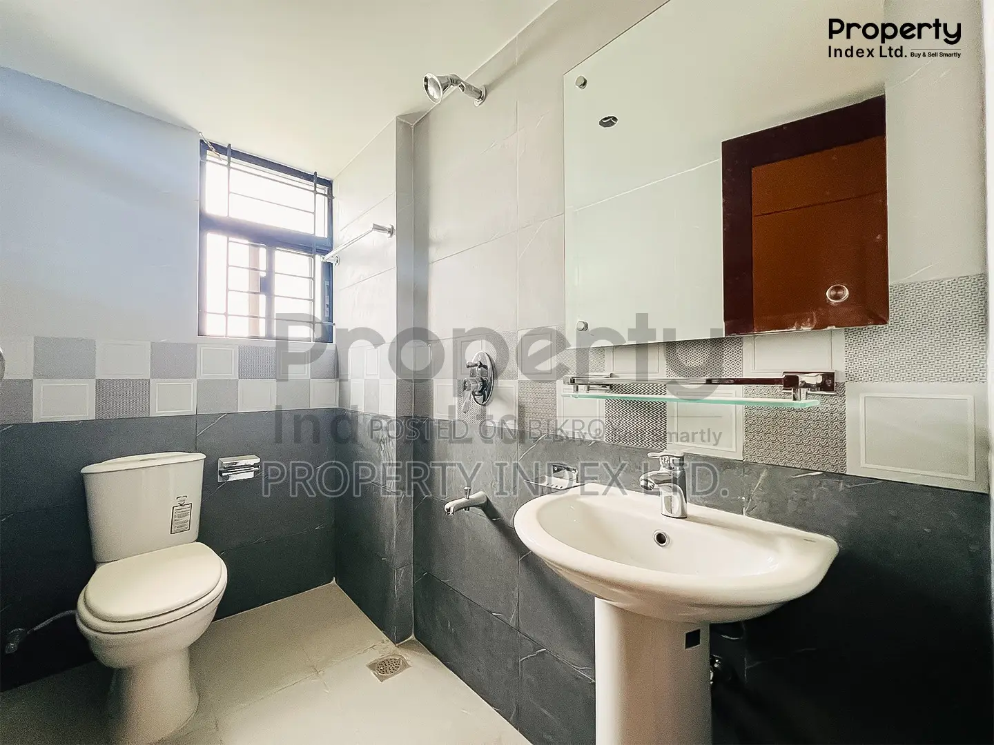 4bdrm Apartment in Basundhara for Sale