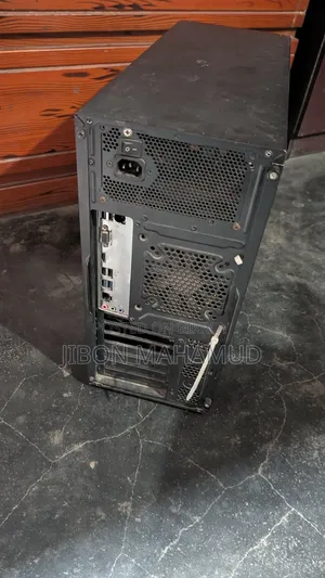 Desktop Computer 8GB Intel Core I5 SSD 128GB