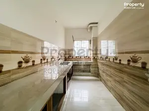 3bdrm Apartment in Basundhara for Sale