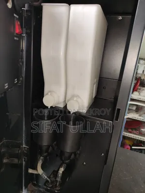 Nescafé Commercial Vending Machine for Sale. In perfect condition.