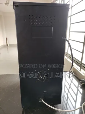 Nescafé Commercial Vending Machine for Sale. In perfect condition.