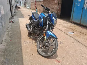 Honda CB 2017 Blue