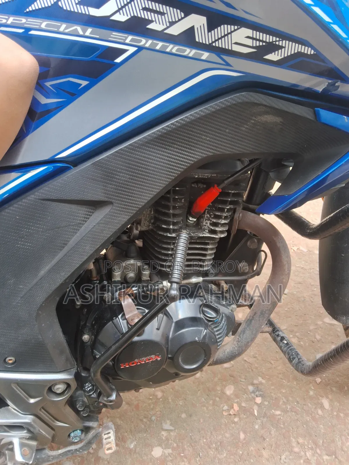 Honda CB 2017 Blue