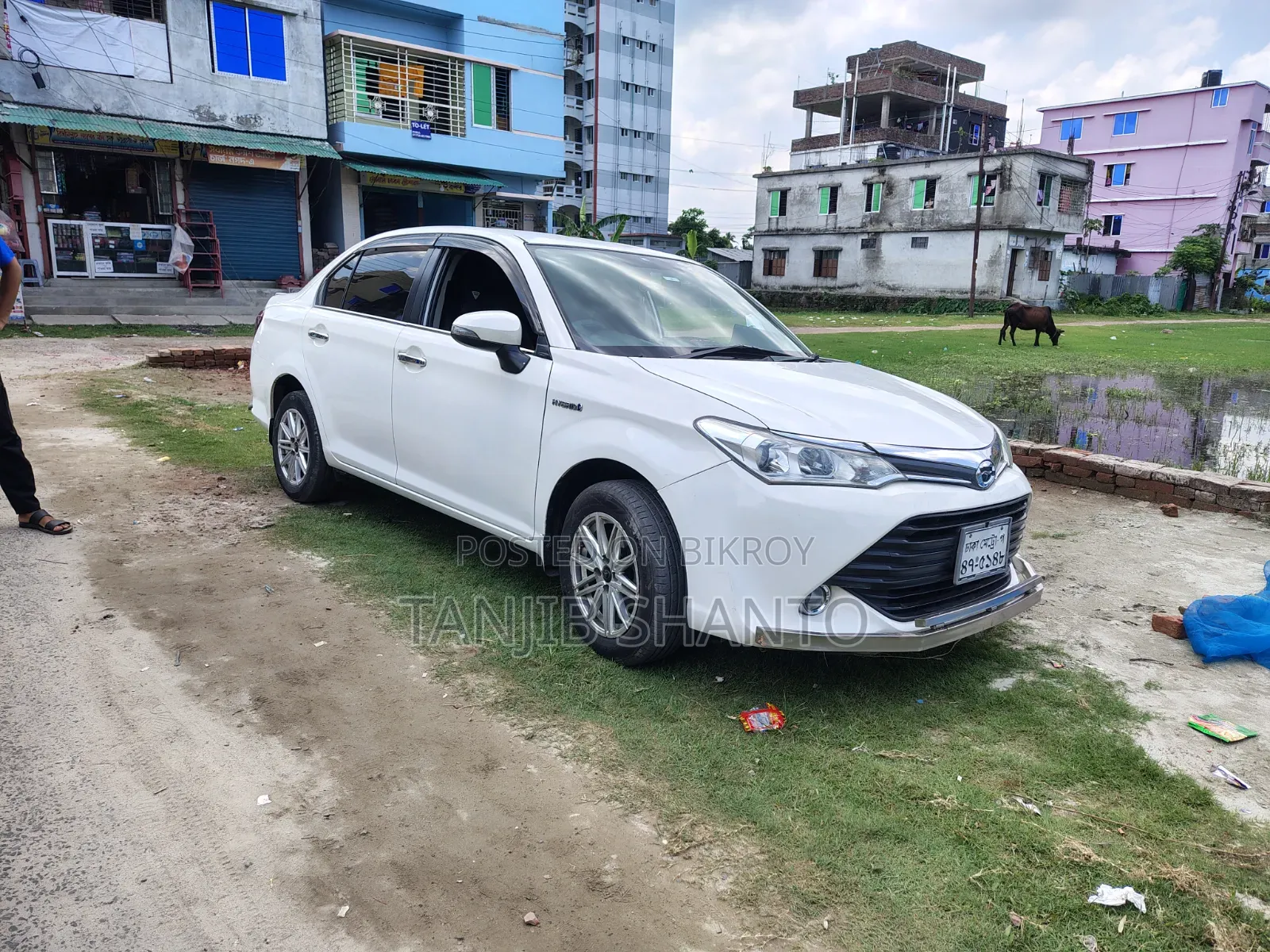 Toyota Axio 1.5 Hybrid 2WD 2016 White