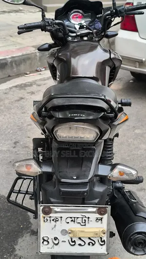 Hero Hunk 2019 Gray