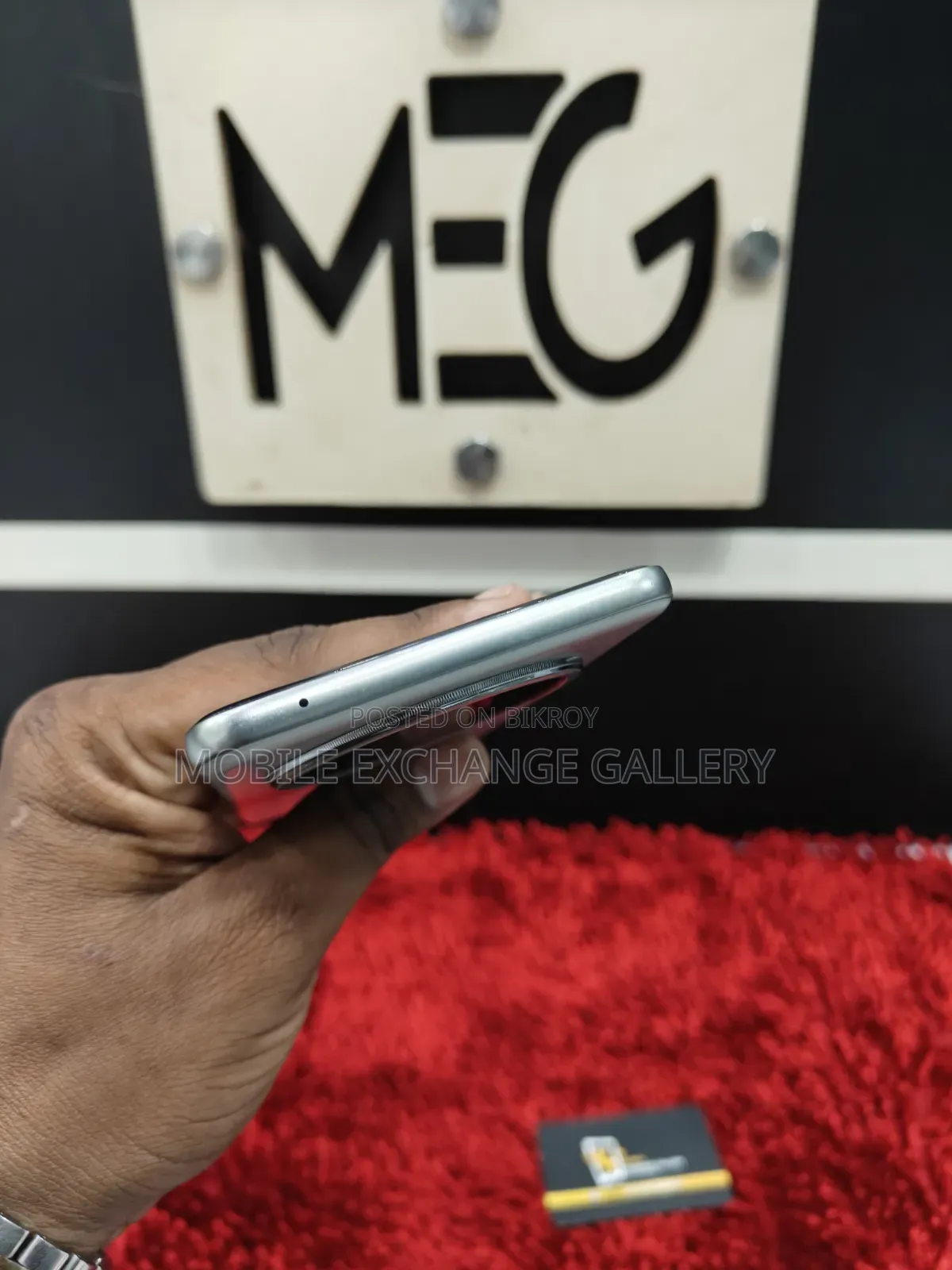 Vivo T4 128 GB White