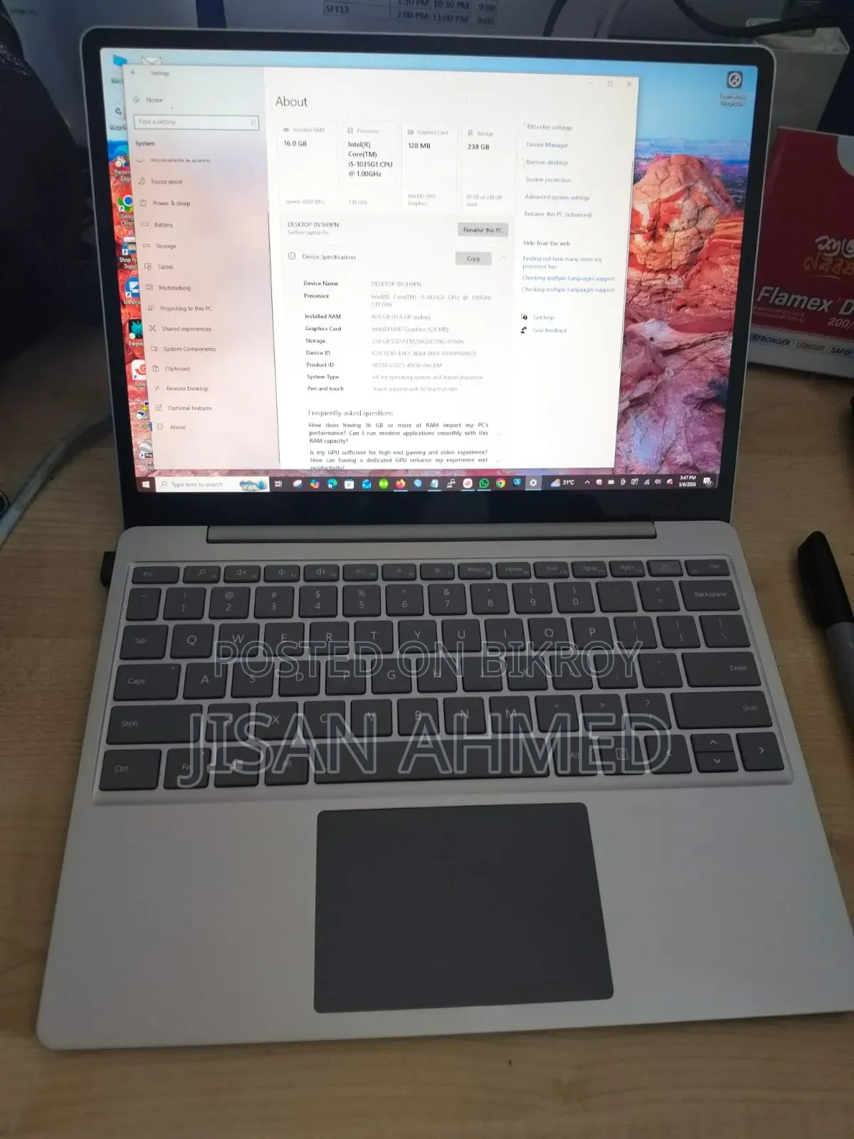 ল্যাপটপ Microsoft Surface Go ১৬জিবি Intel Core I5 এসএসডি ২৫৬জিবি
