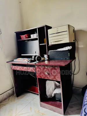 Customized Large Size 3d Board Computer Table