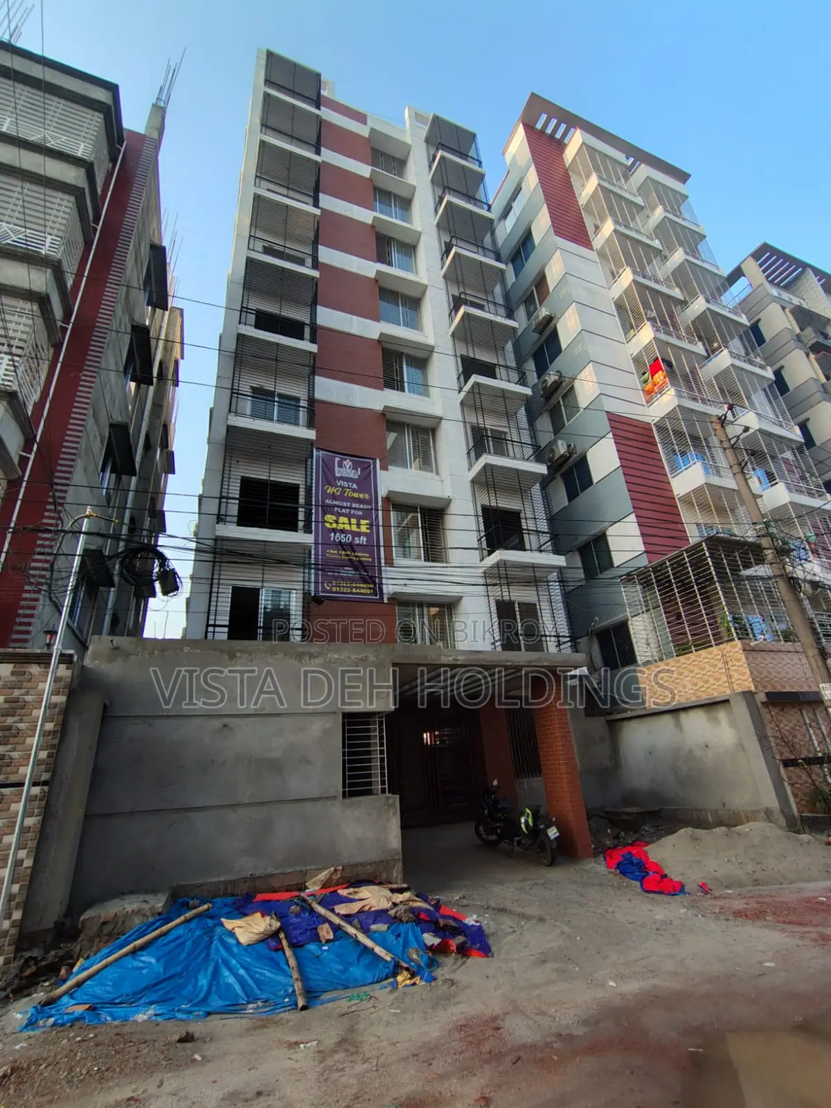 Furnished 4bdrm Apartment in Vista Hs Tower, Aftab Nagar for Sale