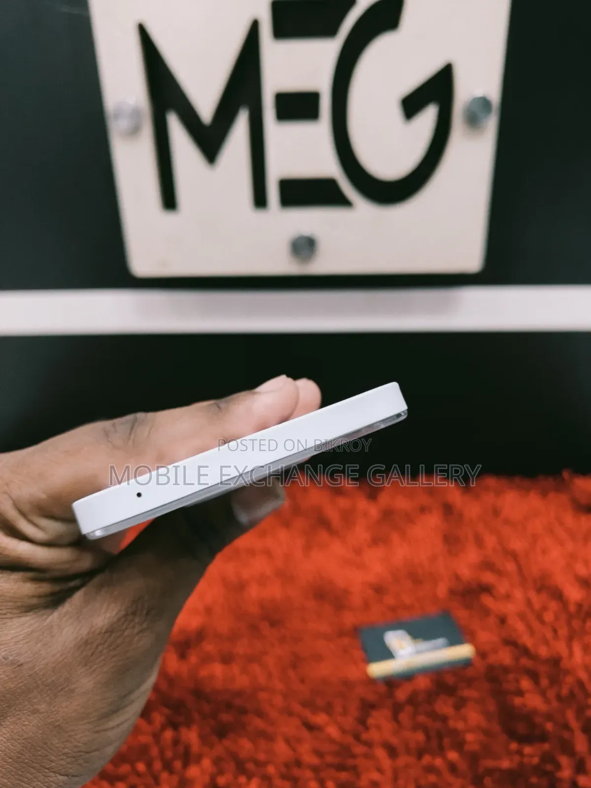 Nothing Phone 2a 256 GB White
