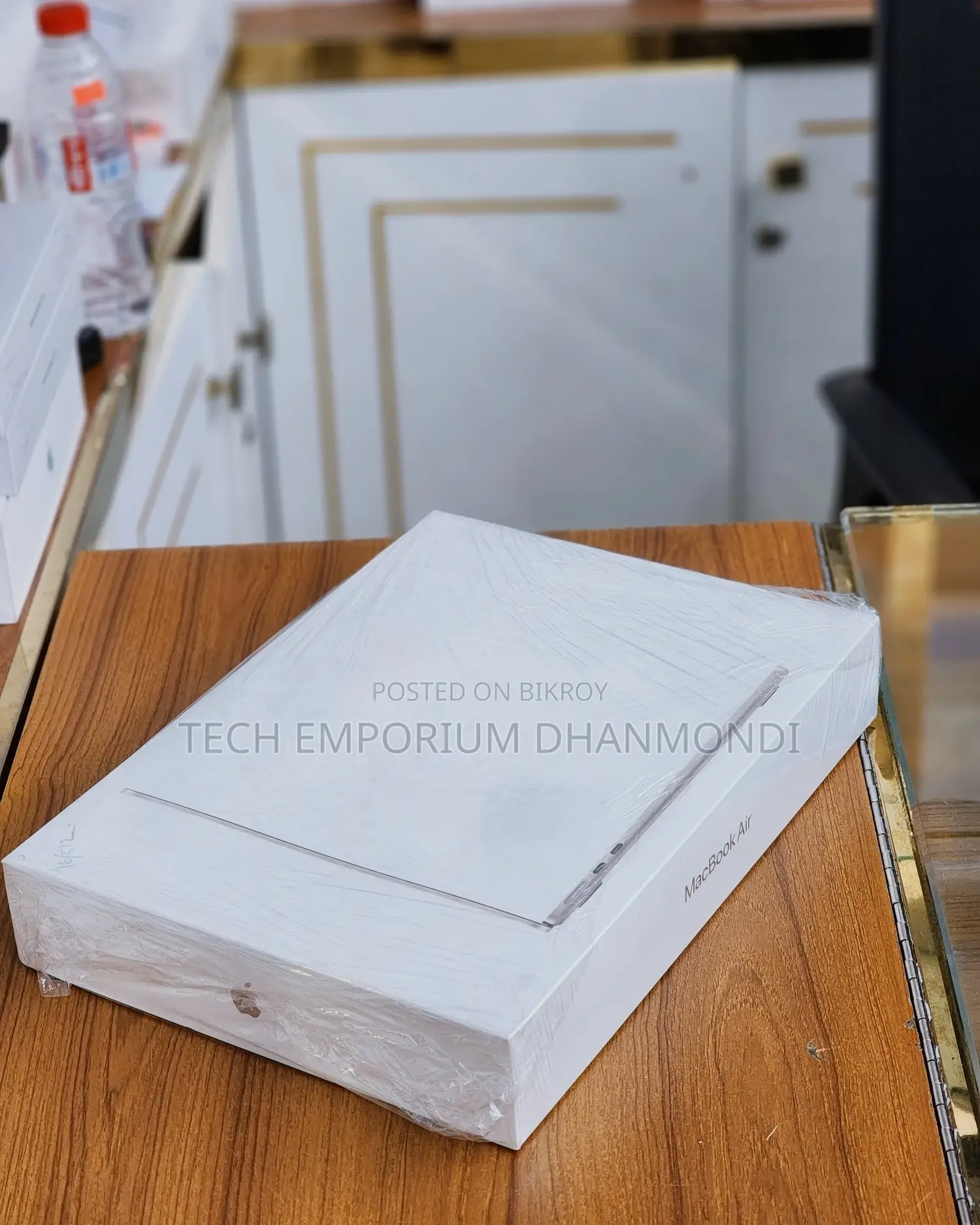 New Laptop Apple MacBook Air 2026 M5 13-Inch 16GB Apple M5 SSD 512GB