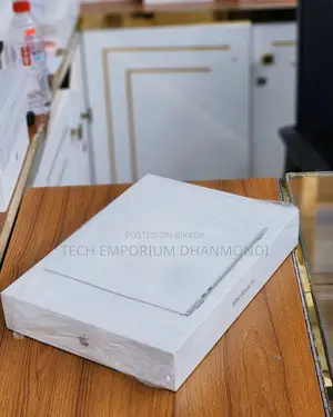 New Laptop Apple MacBook Air 2026 M5 13-Inch 16GB Apple M5 SSD 512GB