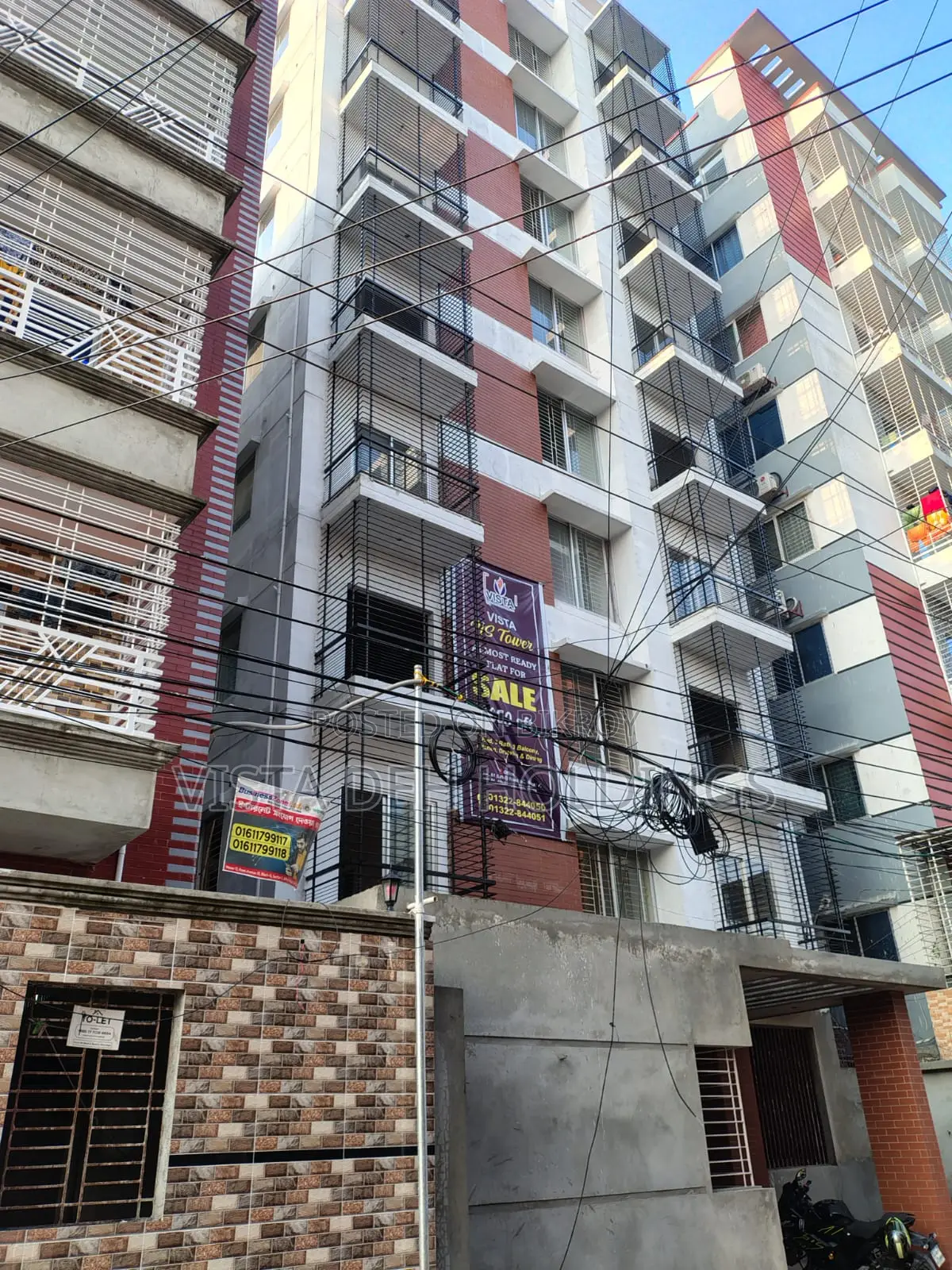 Furnished 4bdrm Apartment in Vista Hs Tower, Aftab Nagar for Sale