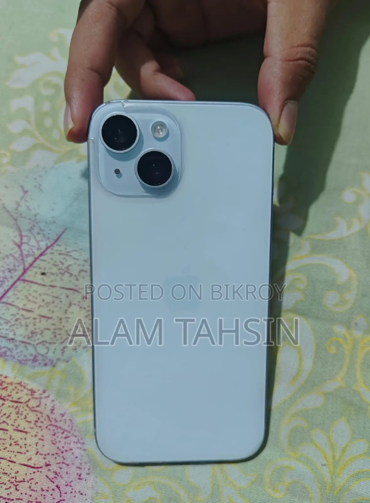 Apple iPhone 15 128 GB হোয়াইট