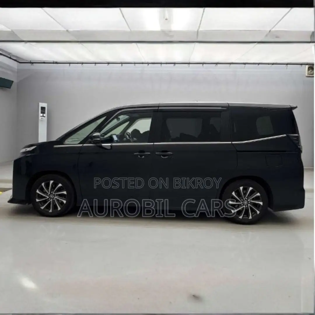 Toyota Voxy 2023 Black