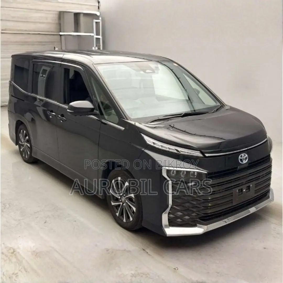 Toyota Voxy 2023 Black