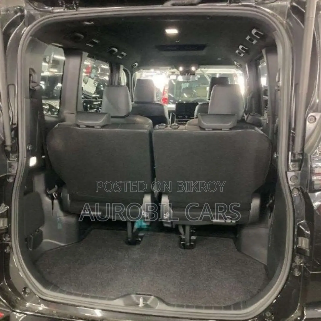 Toyota Voxy 2023 Black