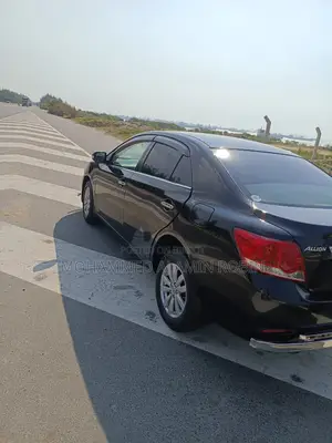 Toyota Allion 2011 Black