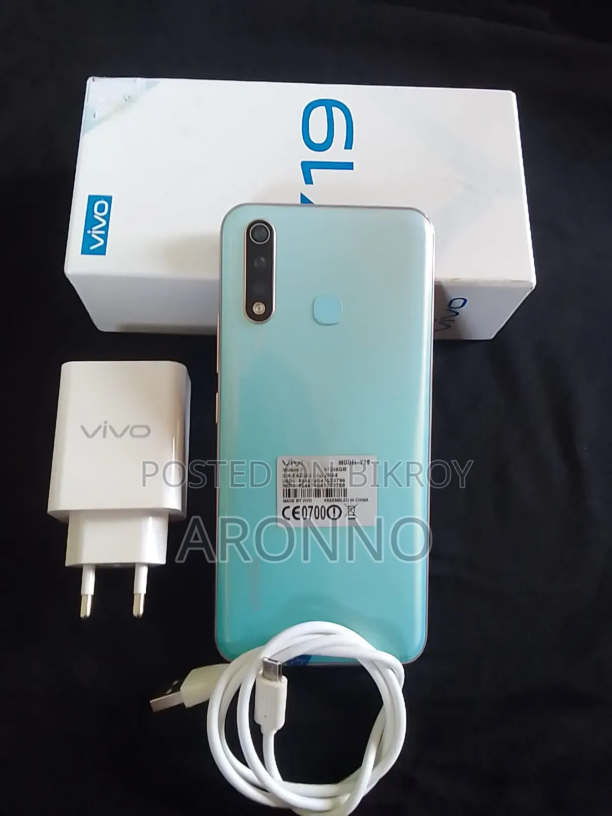New Vivo Y19 128 GB Blue