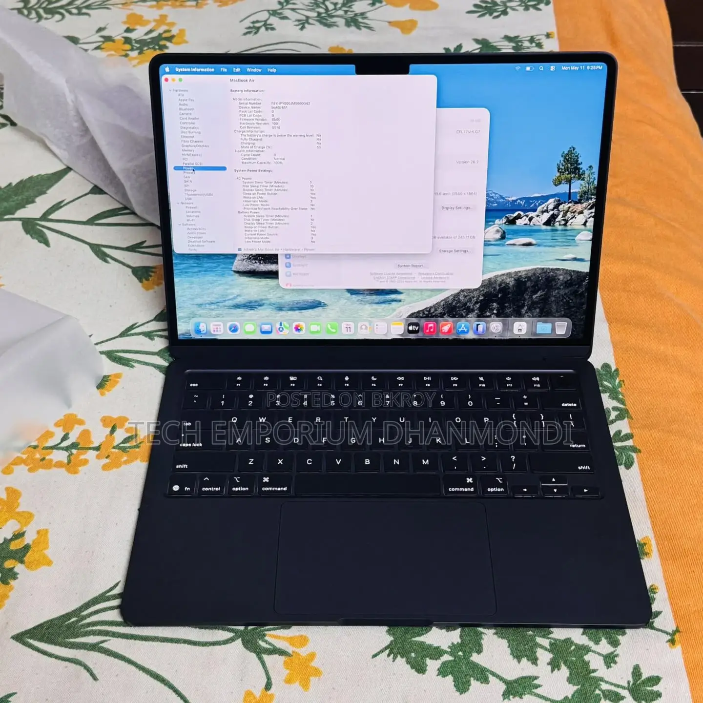 New Laptop Apple MacBook 8GB Apple M4 SSD 256GB