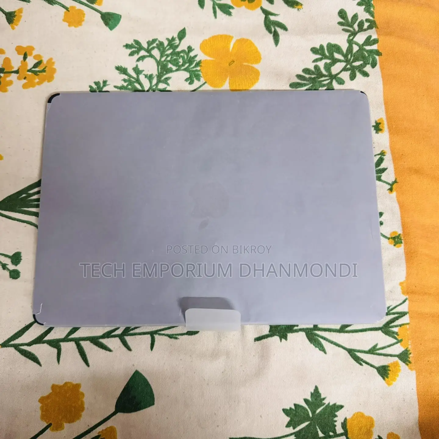 New Laptop Apple MacBook 8GB Apple M4 SSD 256GB
