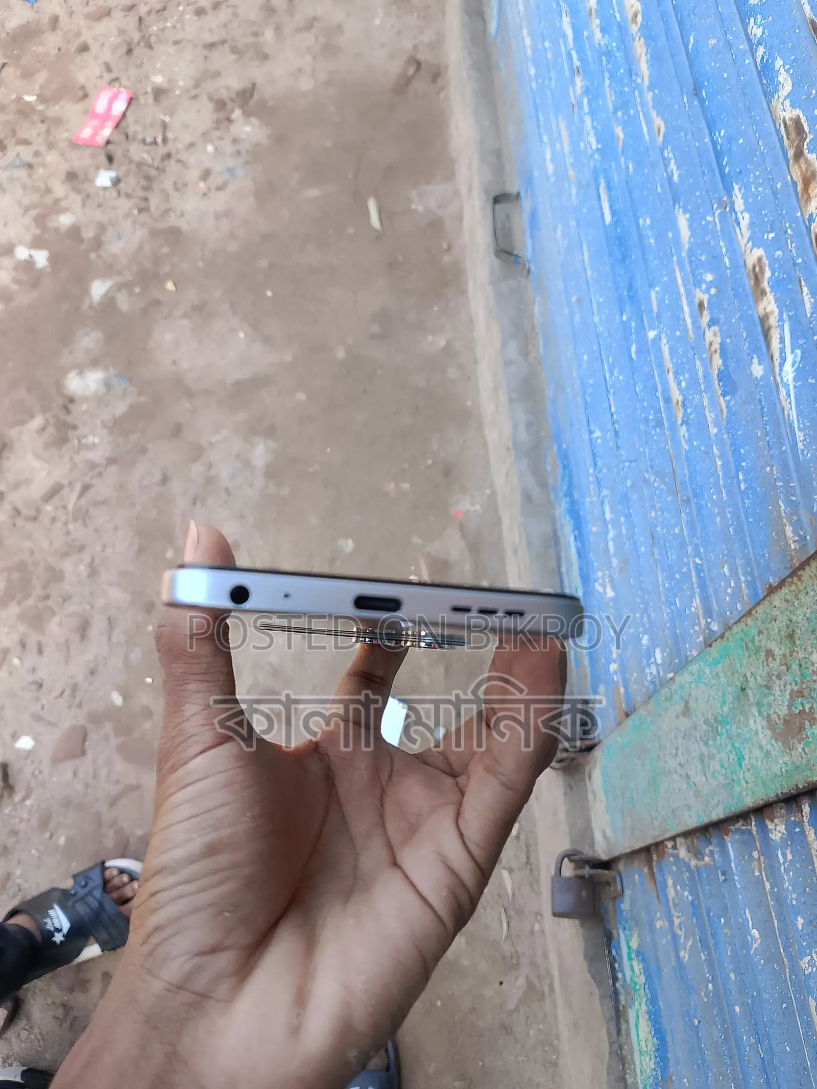 Tecno Spark 40 256 GB Silver