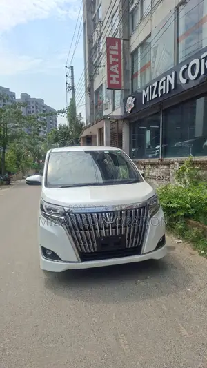 Toyota Esquire 2021 Pearl