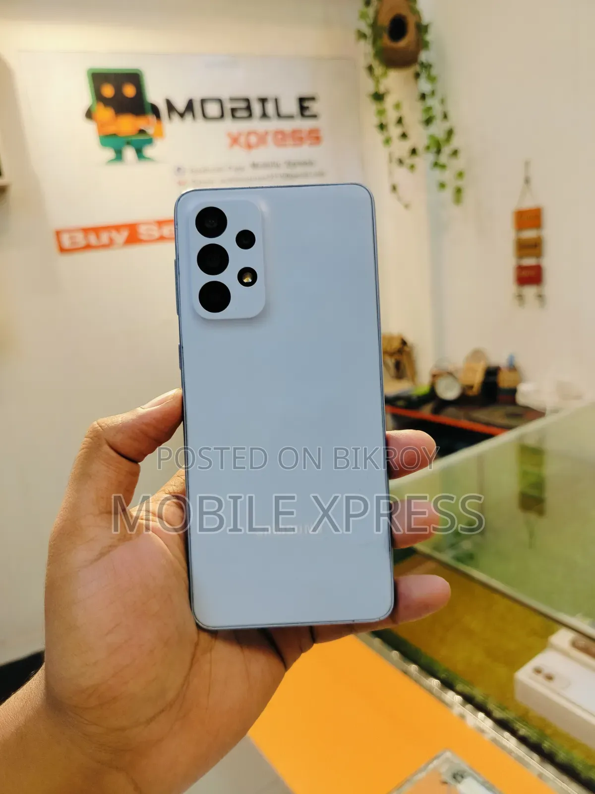 স্যামসাং গ্যালাক্সি এ৩৩ ৫জি ১২৮ জিবি ব্লু