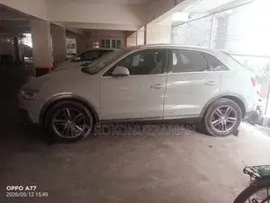 Audi Q3 2017 Gray