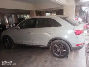 Audi Q3 2017 Gray