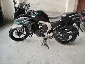 Yamaha 2019 Black