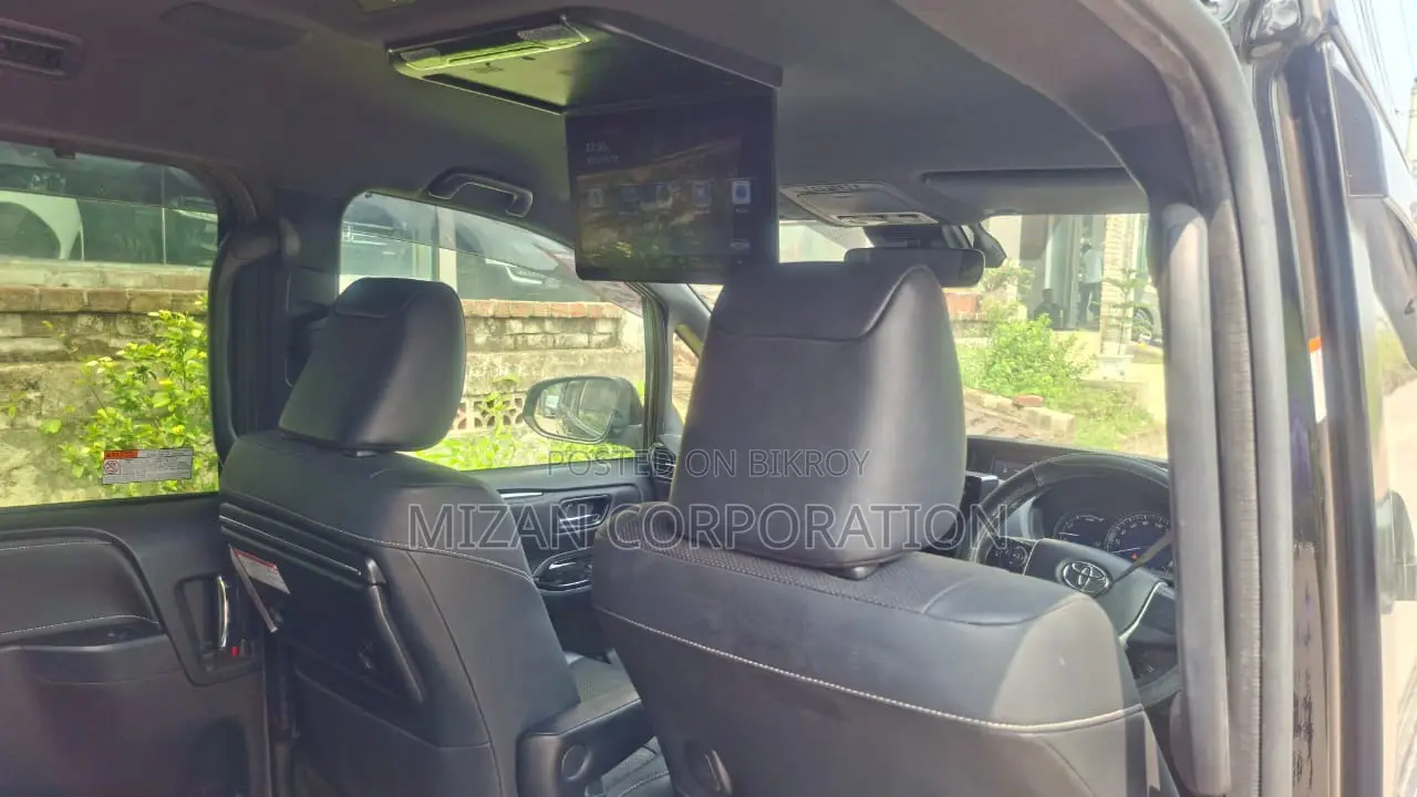 Toyota Esquire 2020 Black