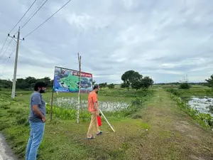 সুনামগঞ্জ মেডিকেল কলেজ, মদনপুর এর নিকটে প্লট বিক্রয় চলছে।